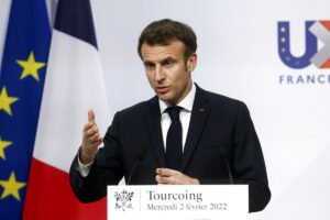 Macron Sebut Putin ‘Predator’, Ingatkan Eropa Jangan Mudah Percaya!