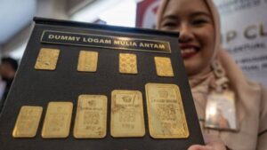 Harga Emas di Pegadaian Nggak Berubah: Stabil, dari Antam ke UBS