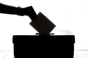 Pemilu Indonesia 2025: Dinamika Politik, Generasi Muda, dan Tantangan Demokrasi