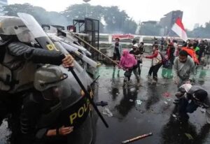 Dunia Sorot Tewasnya 9 Warga Sipil di Unjuk Rasa Indonesia: Desak Investigasi Transparan